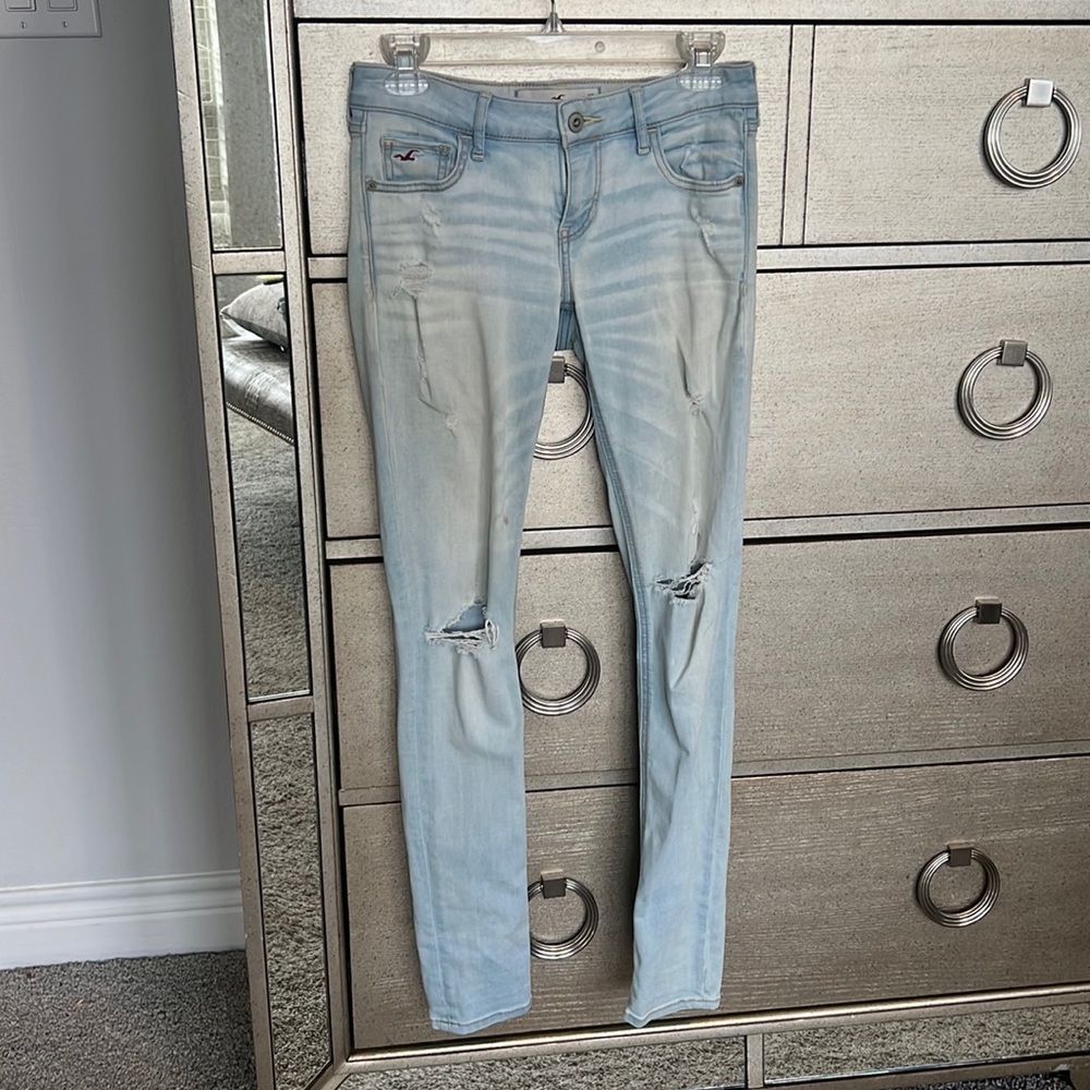 5R distressed skinny jeans